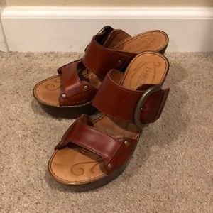 born sandals size 6/36.5
